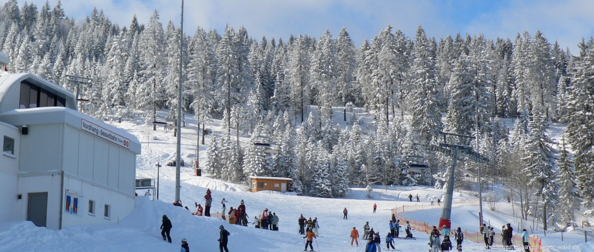 winterurlaub-bayerischer-wald-skiurlaub-arber-skifahren-schnee-freizeit-tipps